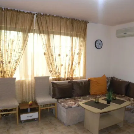 Apartment Eltrade In Vista Del Mar Ravda